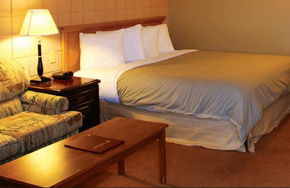 Canway Inn & Suites Dauphin 외부 사진
