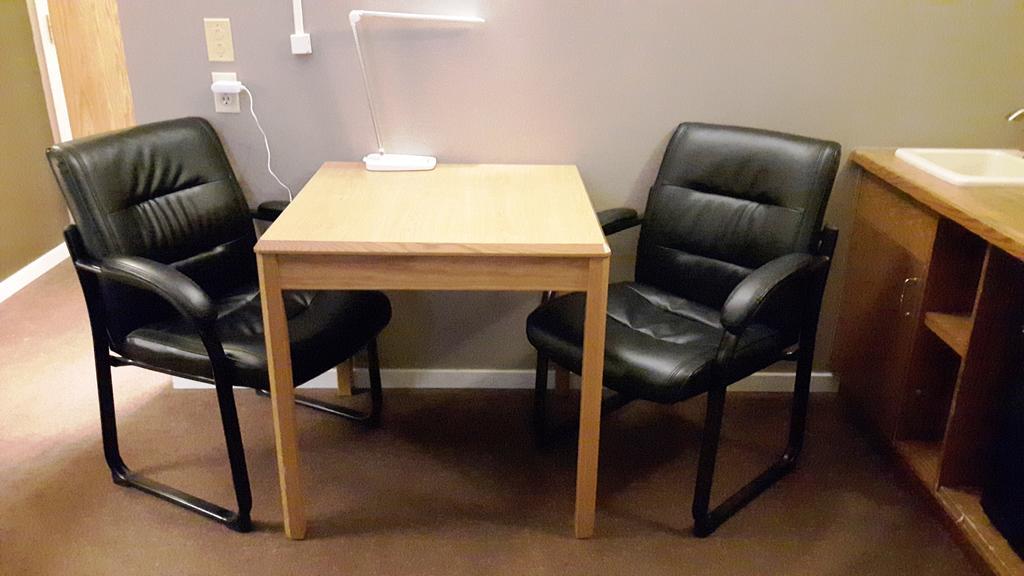 Canway Inn & Suites Dauphin 외부 사진